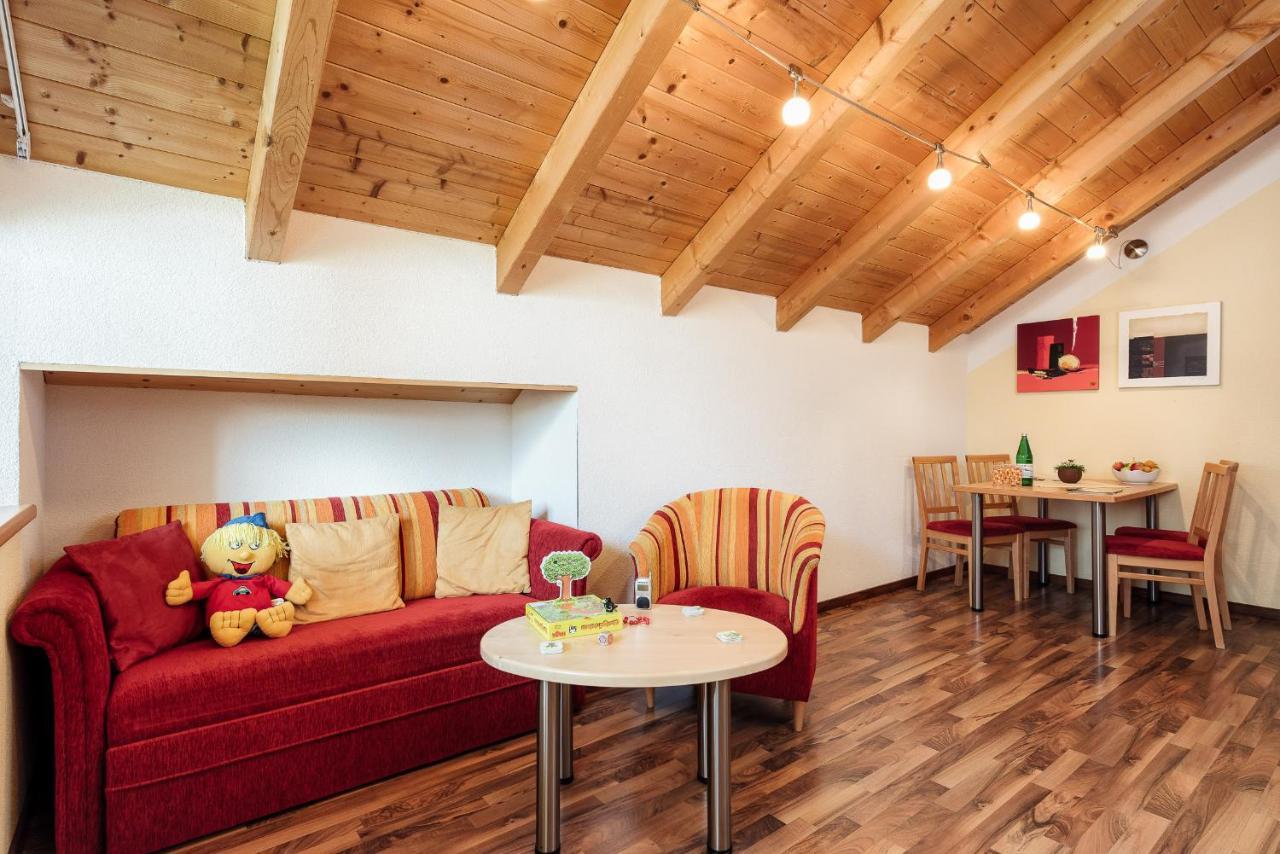 Kinderhotel Laderhof Ladis Eksteriør bilde